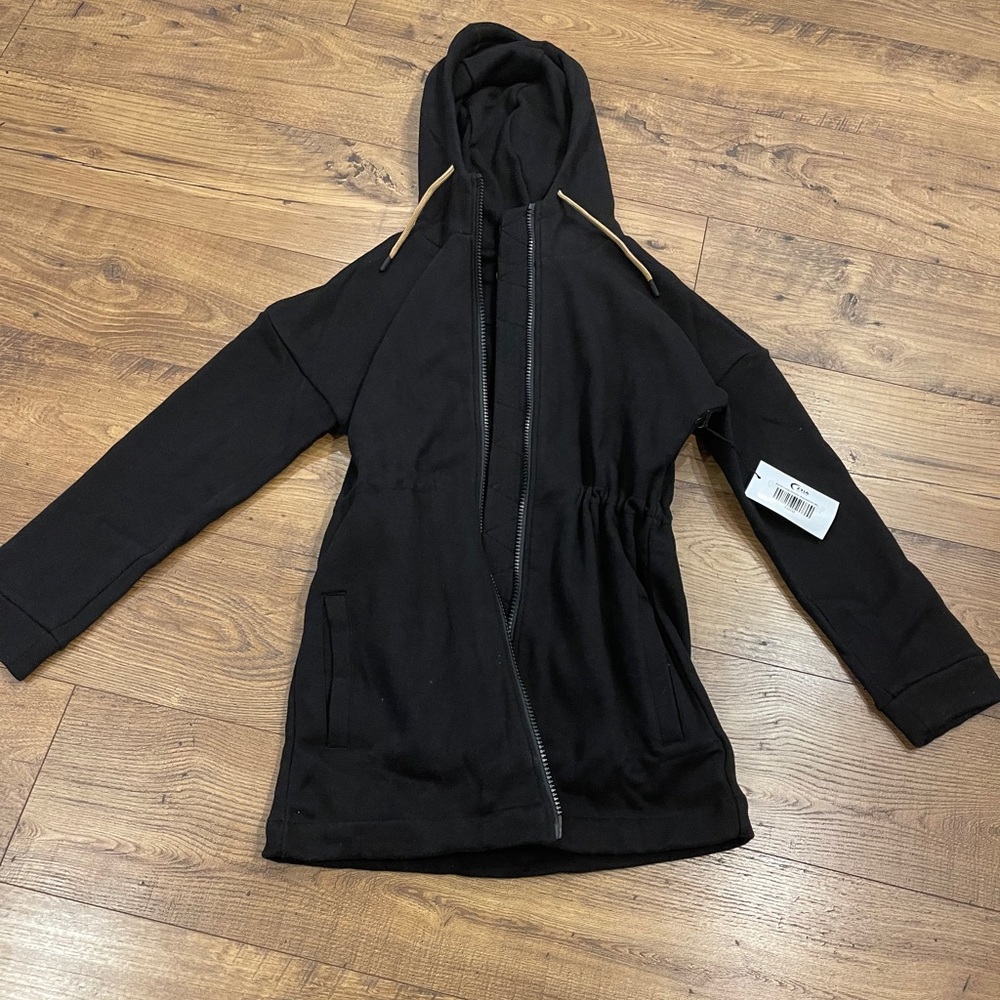 Zyia long black zip hoodie